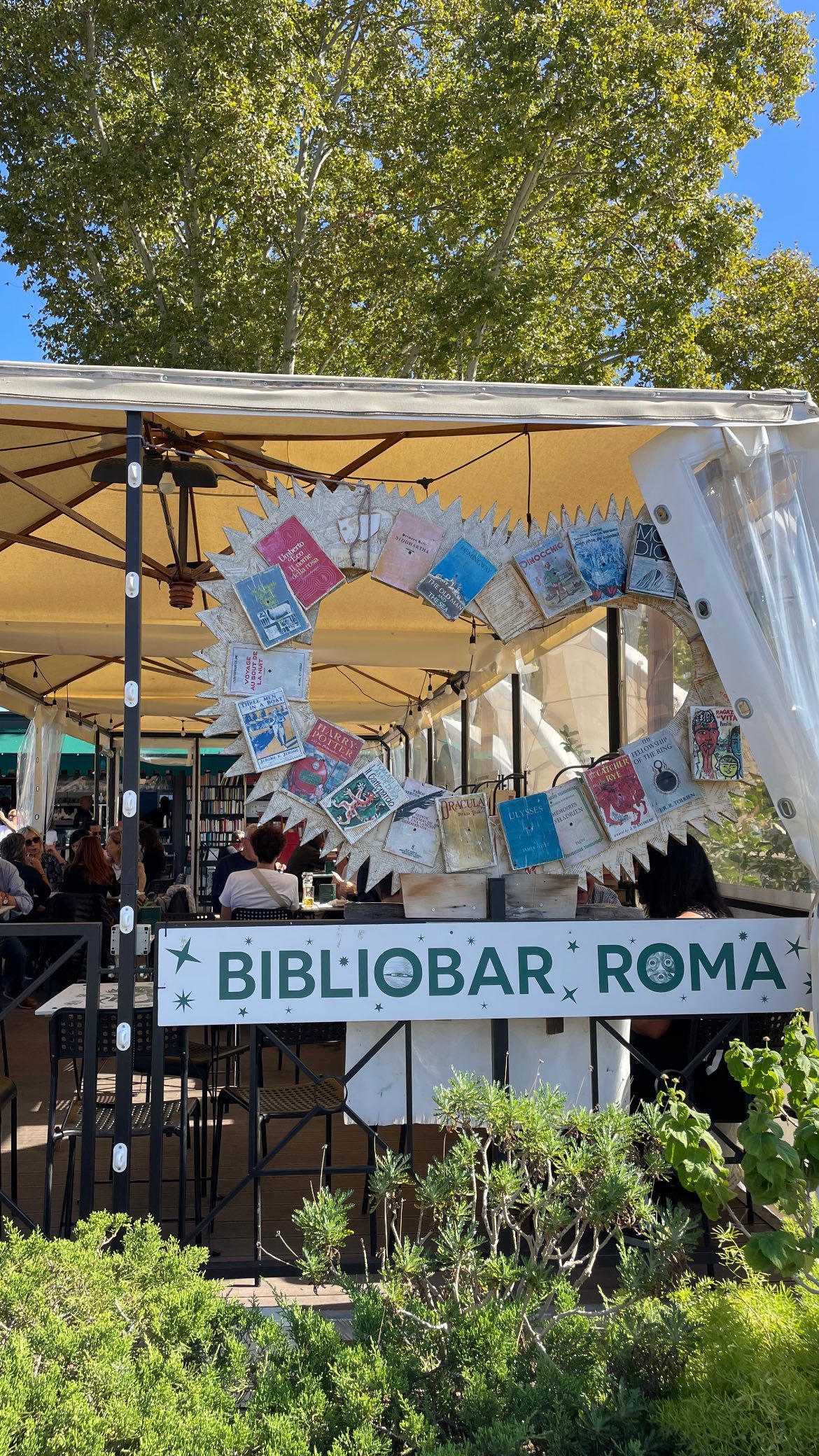 Bibliobar, Rome